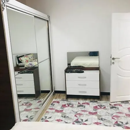 Lovely Two Bedrooms With Lovely Kitchen And Balcon Appartamento